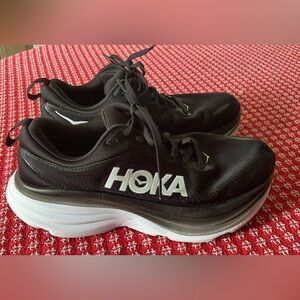 Black and White Hoka Bondi 8’s